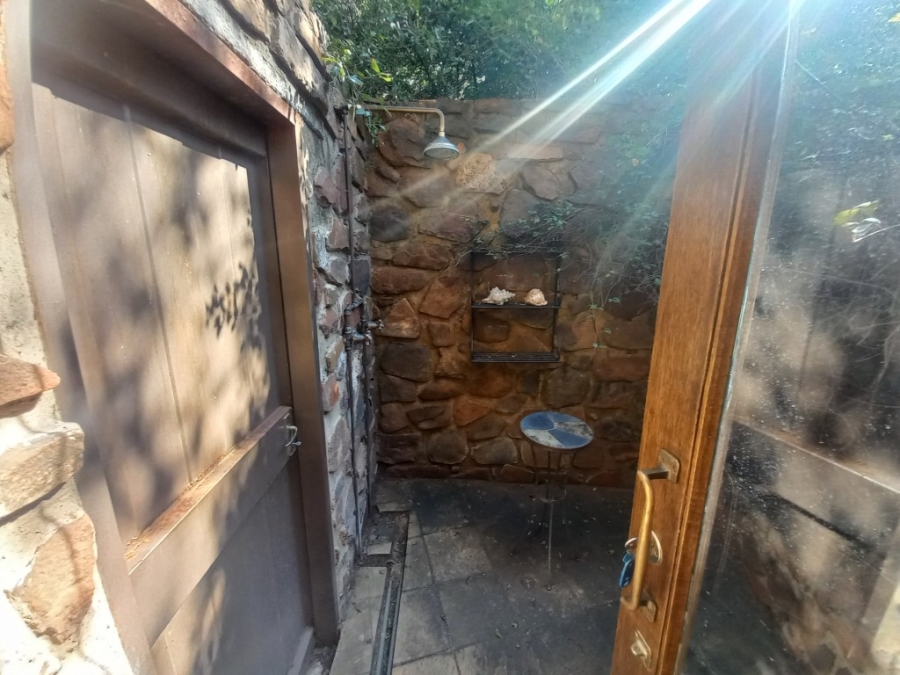 5 Bedroom Property for Sale in Broederstroom North West